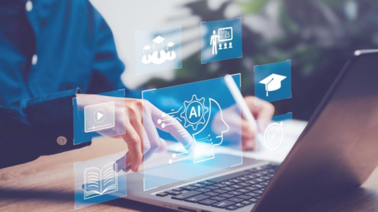 Internationale Studierende arbeiten gemeinsam an praktischen Projekten